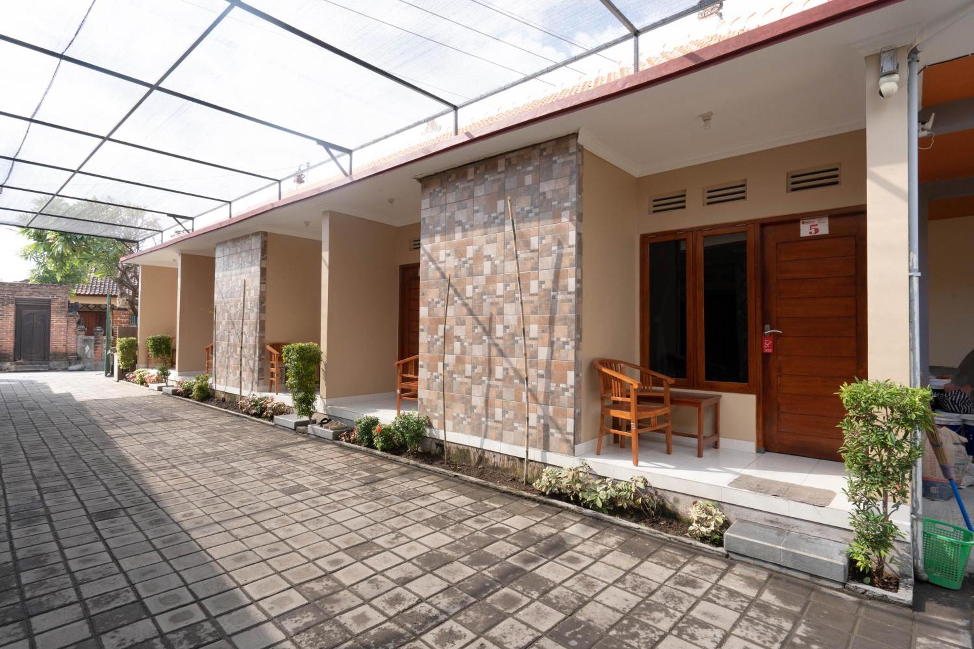 Reddoorz Near Buleleng Harbour 2 Ξενοδοχείο Singaraja Εξωτερικό φωτογραφία